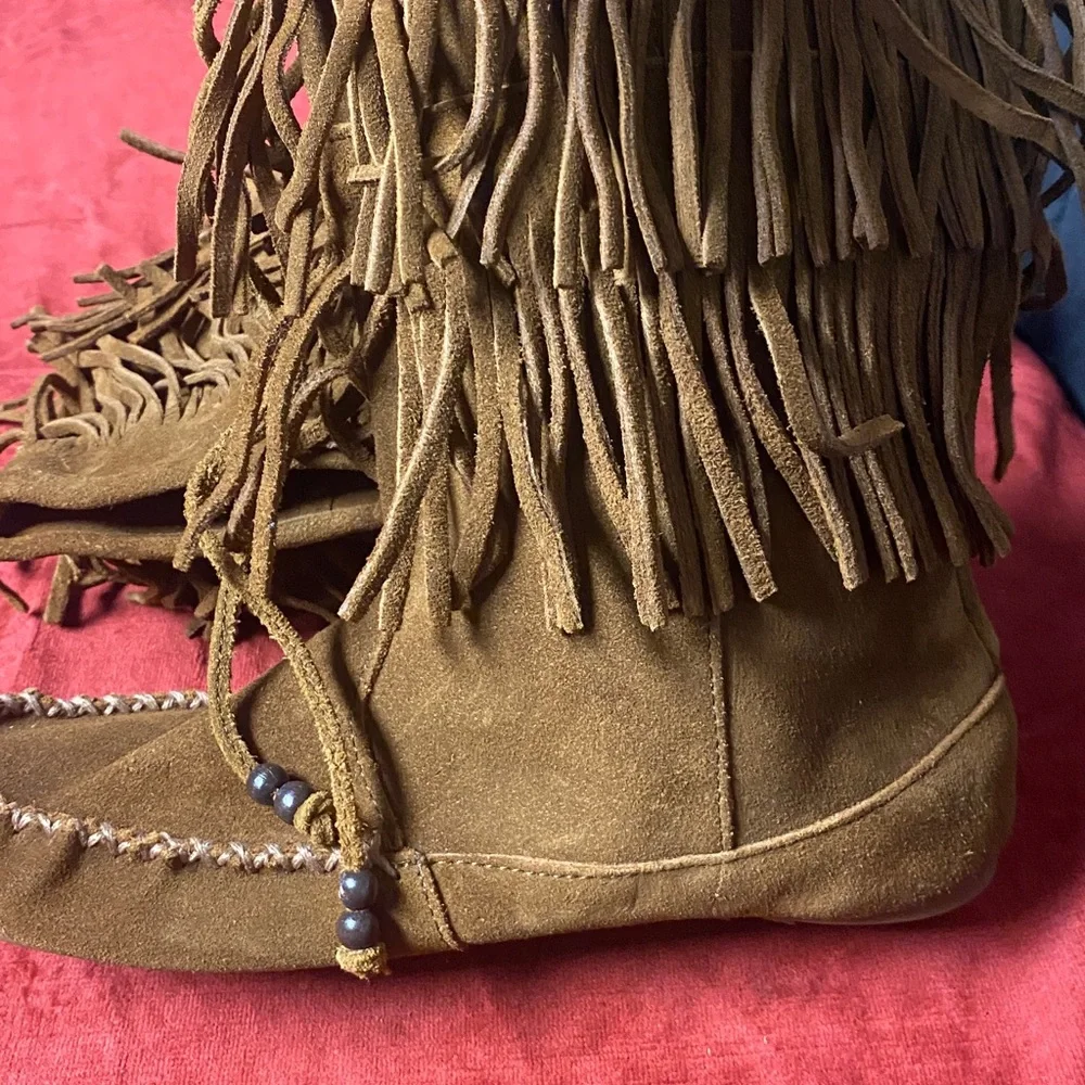 Minnetonka Fringed Suede Moccasin Boots - Picture 7 of 11